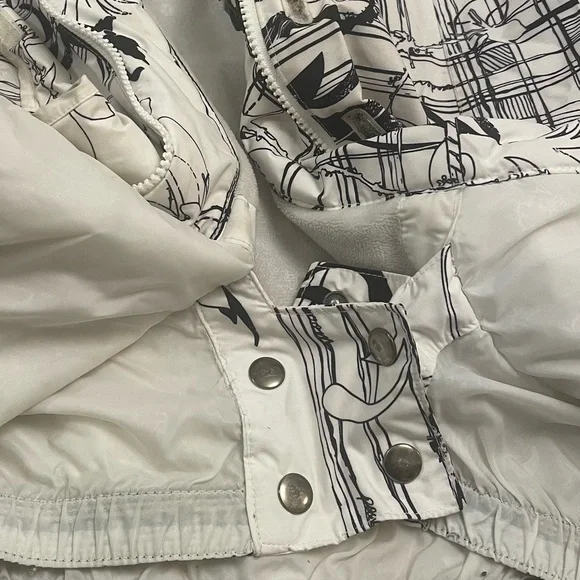 Powder Room Core Jacket - Picture 4 of 5